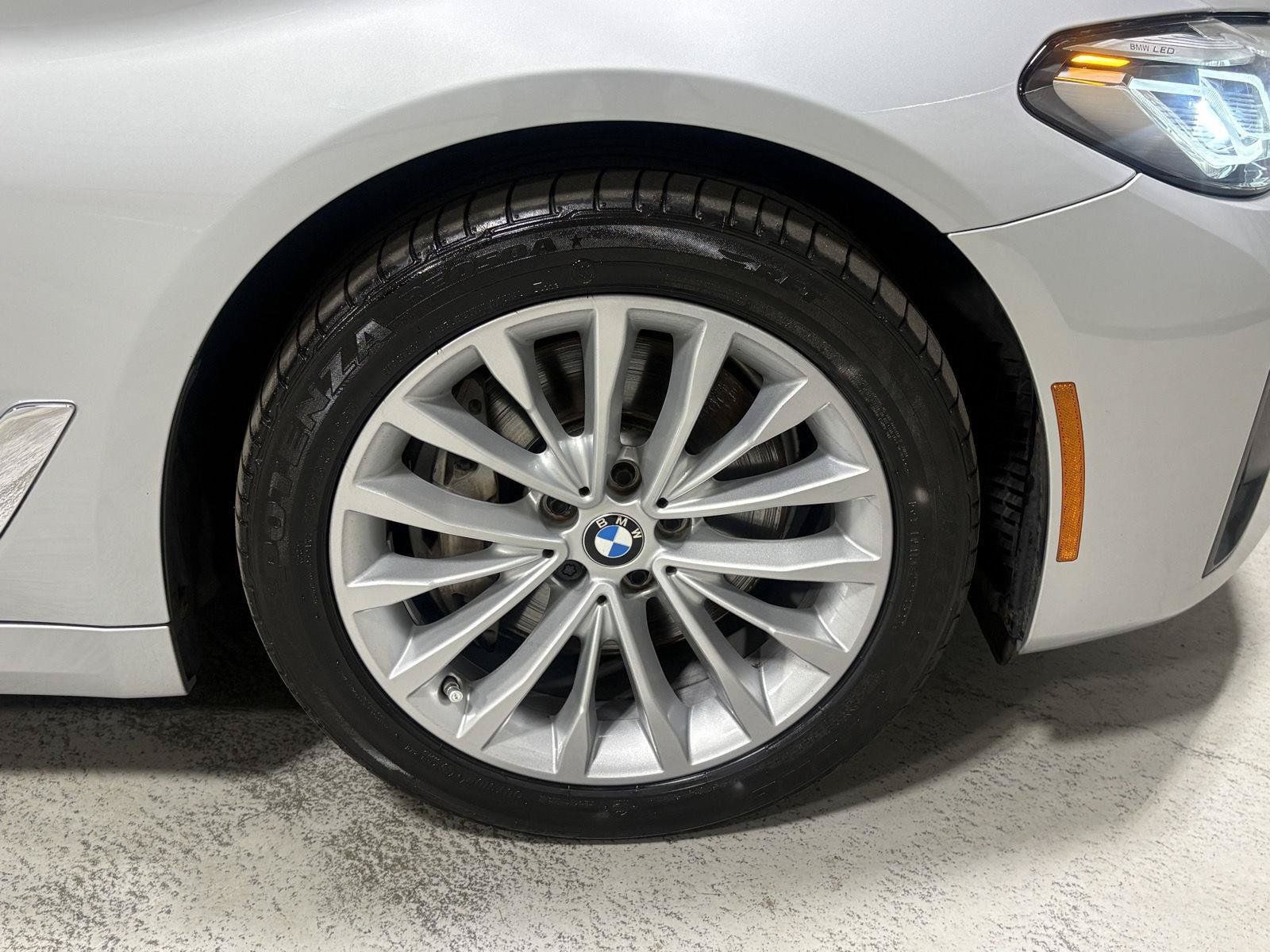 Used 2021 BMW 540i xDrive w/ Executive Package AWD/4WD image 38