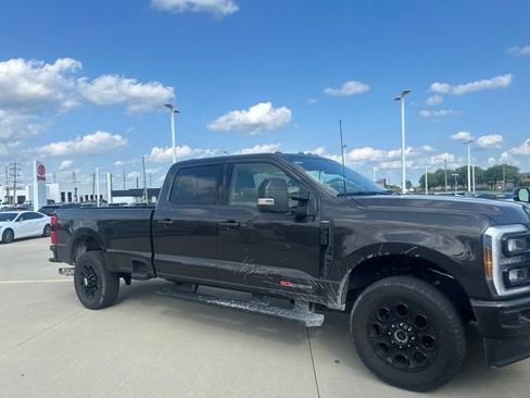 Used 2024 Ford F350 Lariat w/ Lariat Ultimate Package AWD/4WD image 5