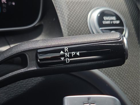 Used 2024 Mercedes-Benz GLC 300 4MATIC image 20