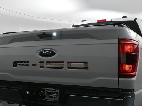 Used 2021 Ford F150 XLT w/ Equipment Group 302A High image 9