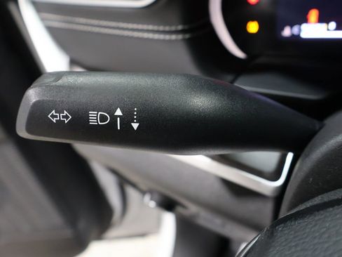 Used 2024 Jeep Grand Cherokee Limited image 38