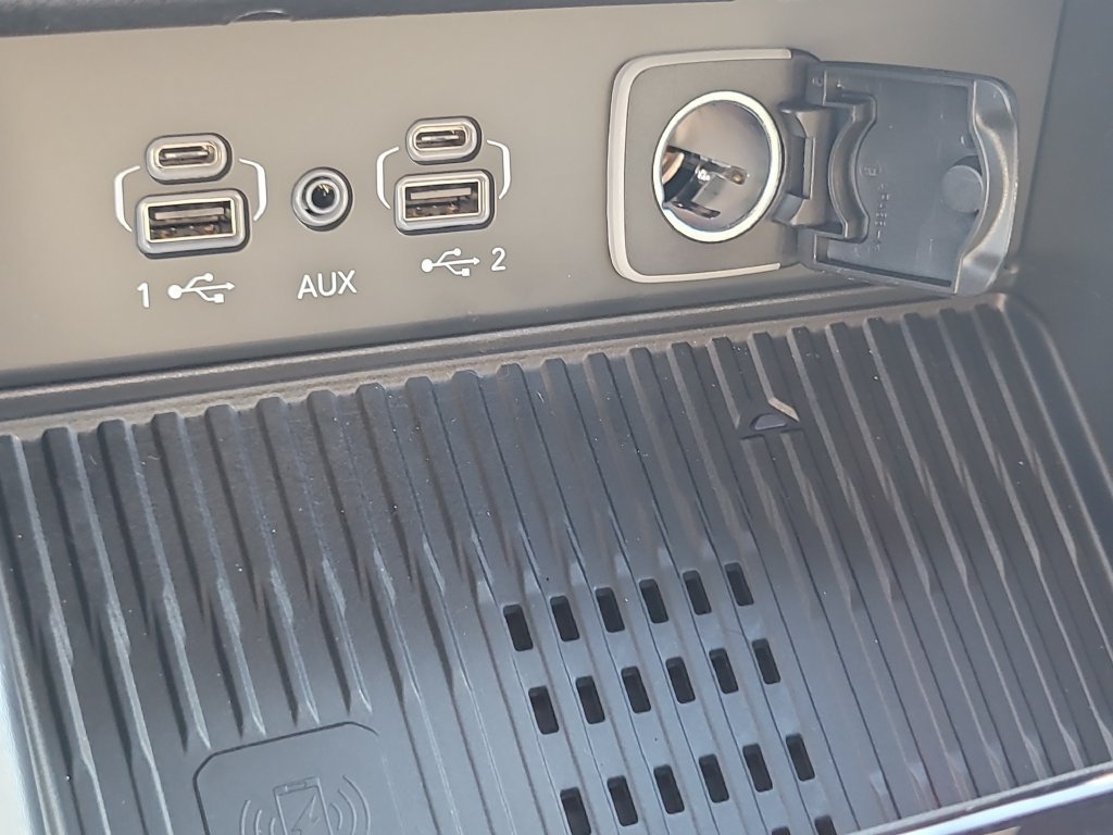 New 2027 Jeep Grand Cherokee Altitude AWD/4WD image 30