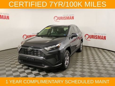 Used 2025 Toyota RAV4 XLE AWD/4WD image 2