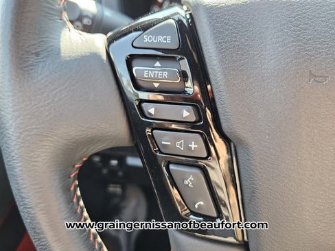 Used 2024 Nissan Frontier PRO-4X w/ Technology Package image 12