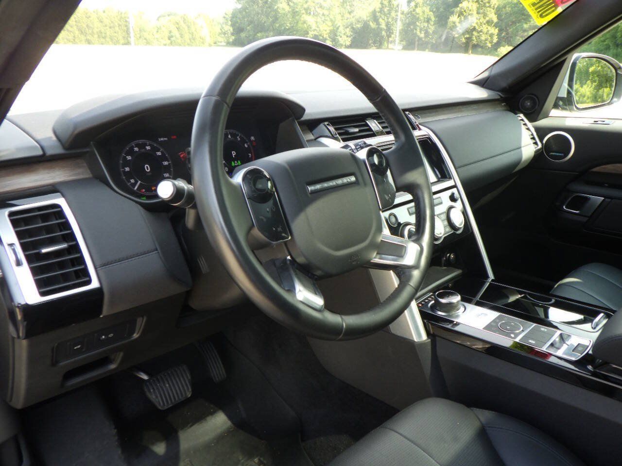 Used 2019 Land Rover Discovery HSE AWD/4WD image 23