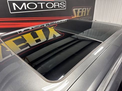 Used 2018 Ford F150 Raptor w/ Equipment Group 802A Luxury image 7