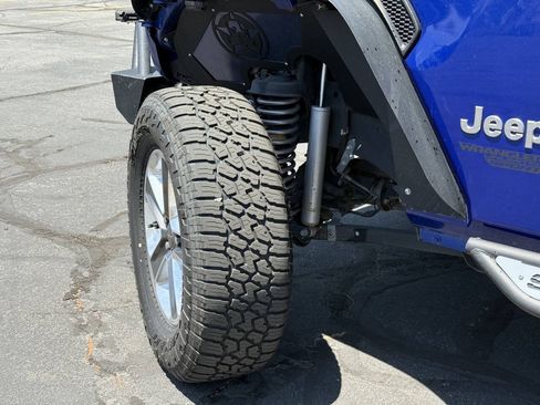 Used 2019 Jeep Wrangler Unlimited Sport S AWD/4WD image 15