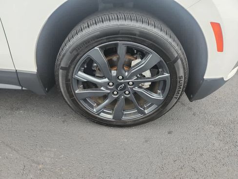 Used 2022 Chevrolet Equinox RS image 9