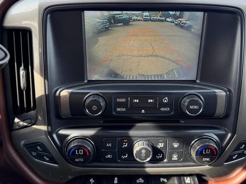 Used 2015 Chevrolet Silverado 1500 High Country w/ High Country Premium Package image 23