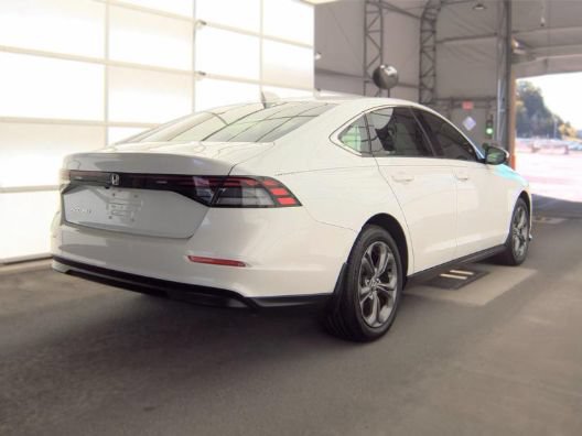 Used 2024 Honda Accord EX image 4