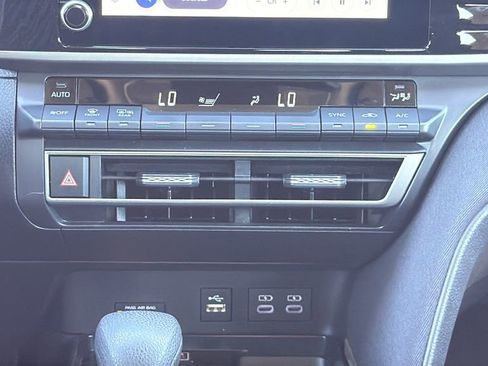 Used 2025 Toyota Camry LE FWD image 24