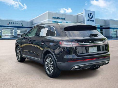 Used 2022 Lincoln Nautilus Reserve FWD image 4