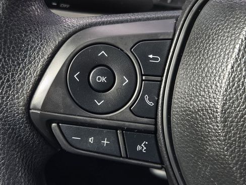 Used 2025 Toyota Corolla Cross L FWD image 22