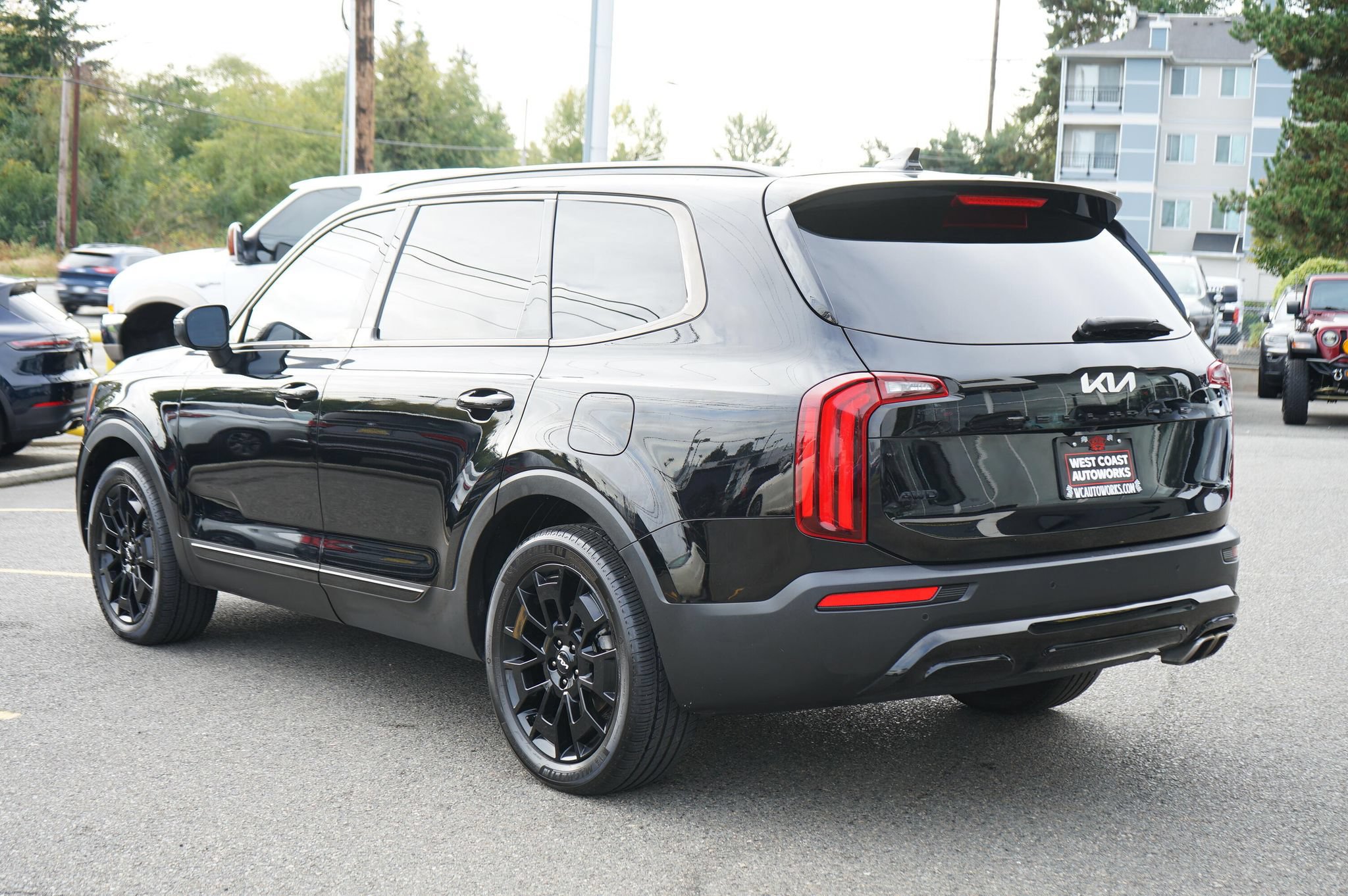 Used 2022 Kia Telluride EX w/ EX Premium Package AWD/4WD image 3