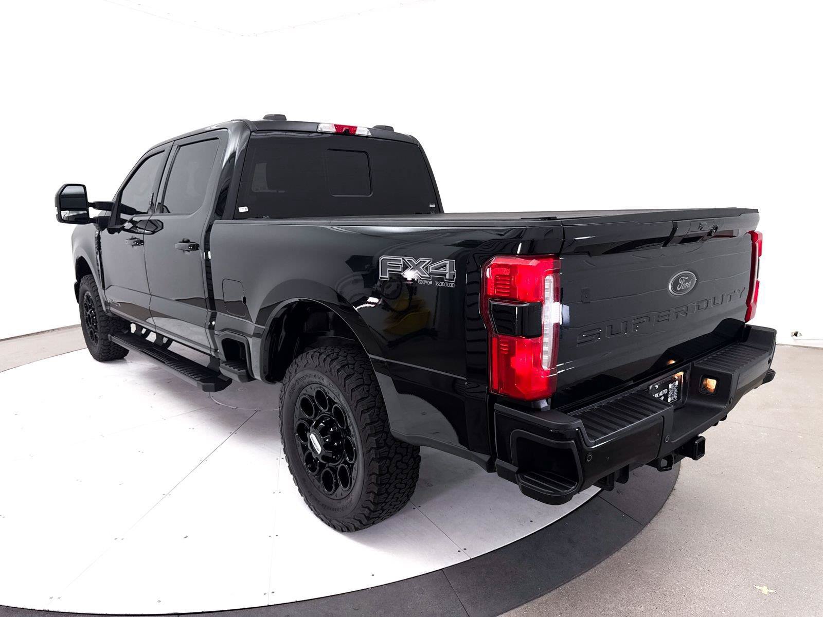 Used 2023 Ford F250 Lariat w/ Lariat Ultimate Package AWD/4WD image 18