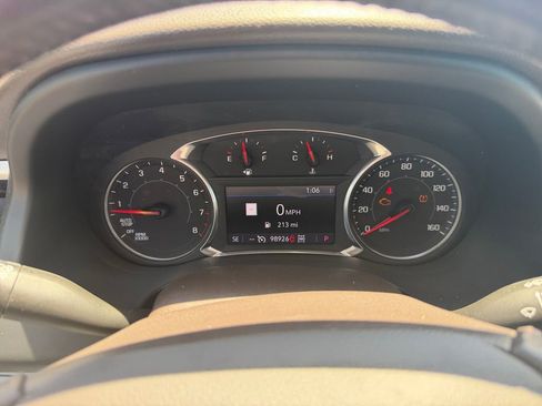 Used 2021 GMC Acadia SLT AWD/4WD image 20