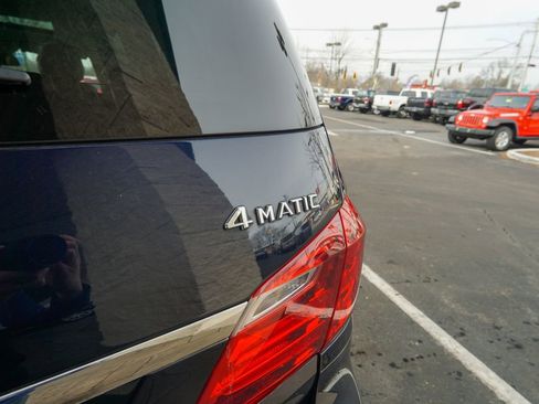 Used 2015 Mercedes-Benz GL 450 4MATIC image 9