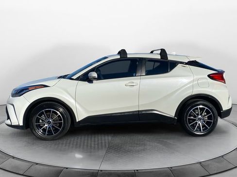 Used 2021 Toyota C-HR LE image 2