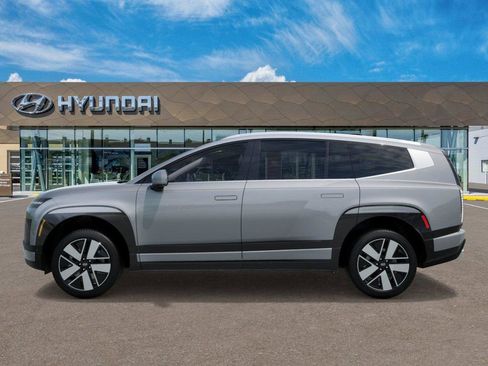 New 2026 Hyundai Ioniq 9 SEL image 3