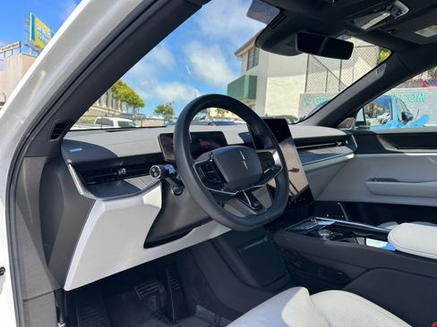 Used 2025 Polestar Polestar 3 AWD/4WD image 12