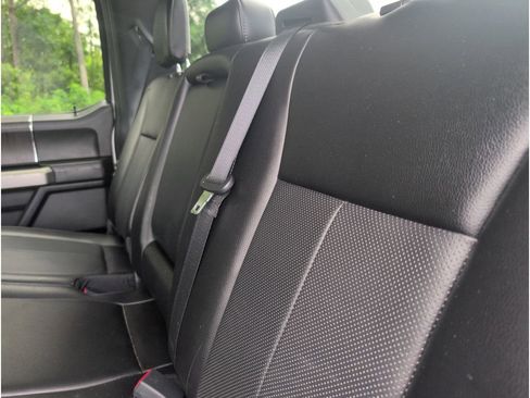 Used 2021 Ford F250 Lariat w/ Chrome Package image 34