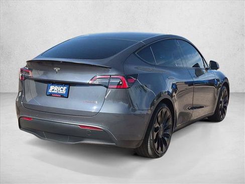 Used 2022 Tesla Model Y Performance AWD/4WD image 5
