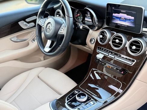 Used 2017 Mercedes-Benz GLC 300 image 21