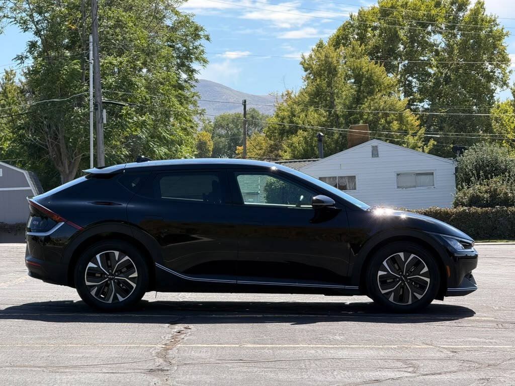Used 2024 Kia EV6 Light AWD/4WD image 6