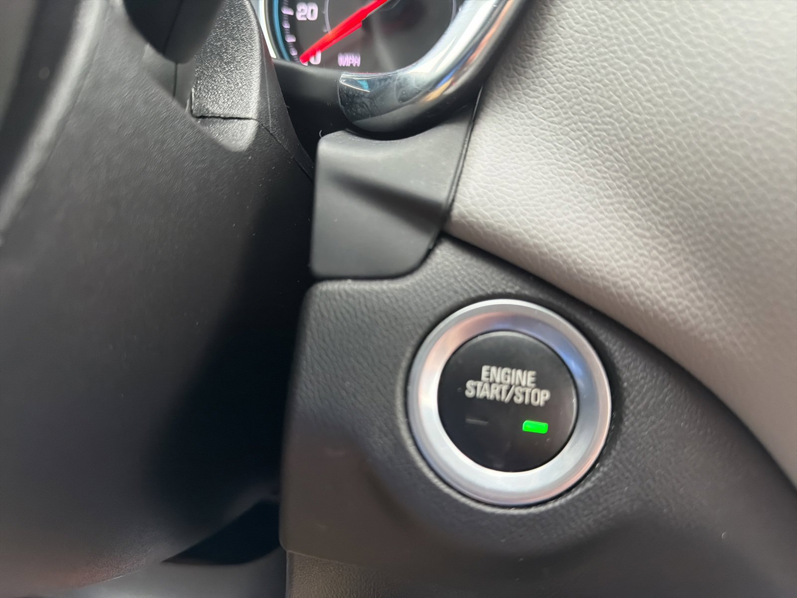 Used 2024 Chevrolet Equinox LS w/ LS Convenience Package AWD/4WD image 20