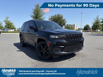 Used 2023 Jeep Grand Cherokee Altitude
