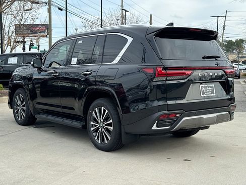New 2026 Lexus LX 600 4WD w/ Premium Package image 6