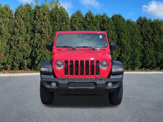 Used 2024 Jeep Wrangler Sport AWD/4WD image 2