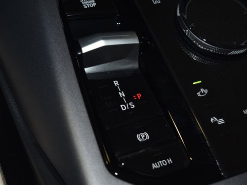 New 2026 BMW X3 xDrive30 w/ Premium Package image 13