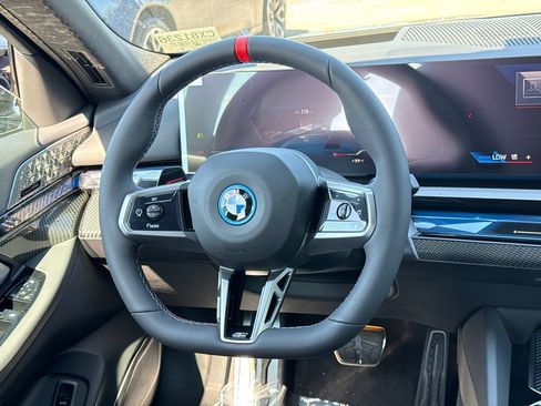New 2026 BMW i5 M60 AWD/4WD image 21