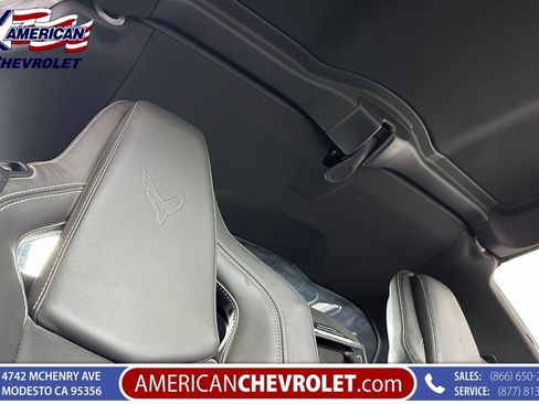 Used 2022 Chevrolet Corvette Stingray Coupe w/ 1LT RWD image 19