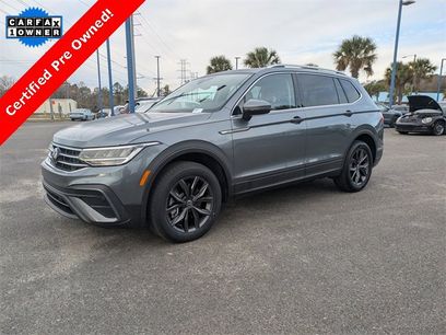 Used 2023 Volkswagen Tiguan SE w/ Panoramic Sunroof Package