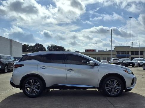 Used 2019 Nissan Murano Platinum w/ Cargo Package FWD image 21