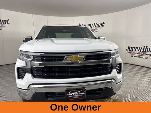 Used 2025 Chevrolet Silverado 1500 LT image 3