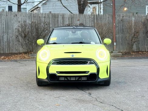 Used 2022 MINI Cooper S image 3