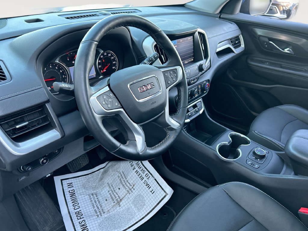 Used 2024 GMC Terrain SLT AWD/4WD image 15