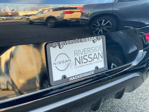 Used 2024 Buick Encore GX Sport Touring image 29