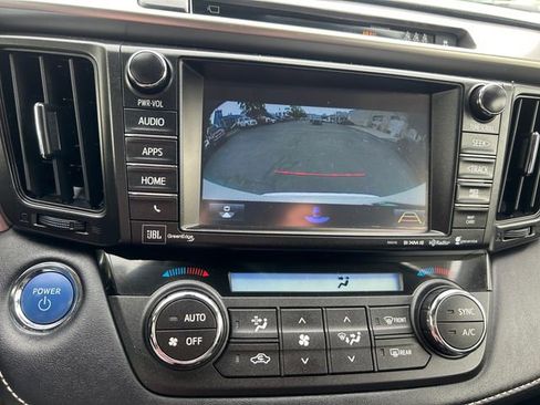 Used 2017 Toyota RAV4 Limited w/ Advanced Technology Package image 21