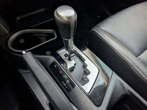 Used 2017 Toyota RAV4 Limited image 12