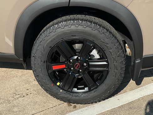 New 2026 Nissan Rogue SV image 8