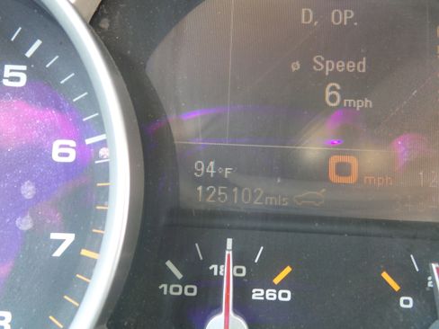 Used 2004 Porsche Cayenne Turbo image 45