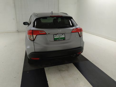 Used 2019 Honda HR-V EX image 6