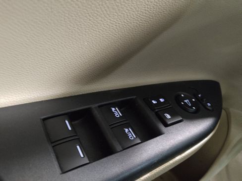 Used 2017 Honda Accord EX image 27
