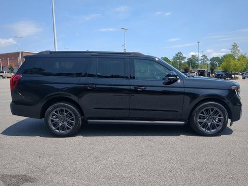 Certified 2026 Ford Expedition Max Platinum w/ Stealth Appearance Package AWD/4WD image 3