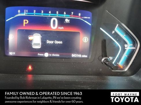Used 2024 Honda Odyssey Touring image 4