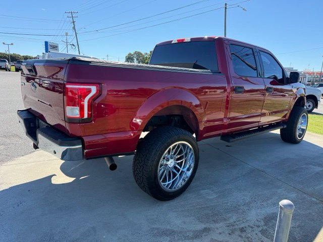 Used 2017 Ford F150 XLT w/ Trailer Tow Package RWD image 10